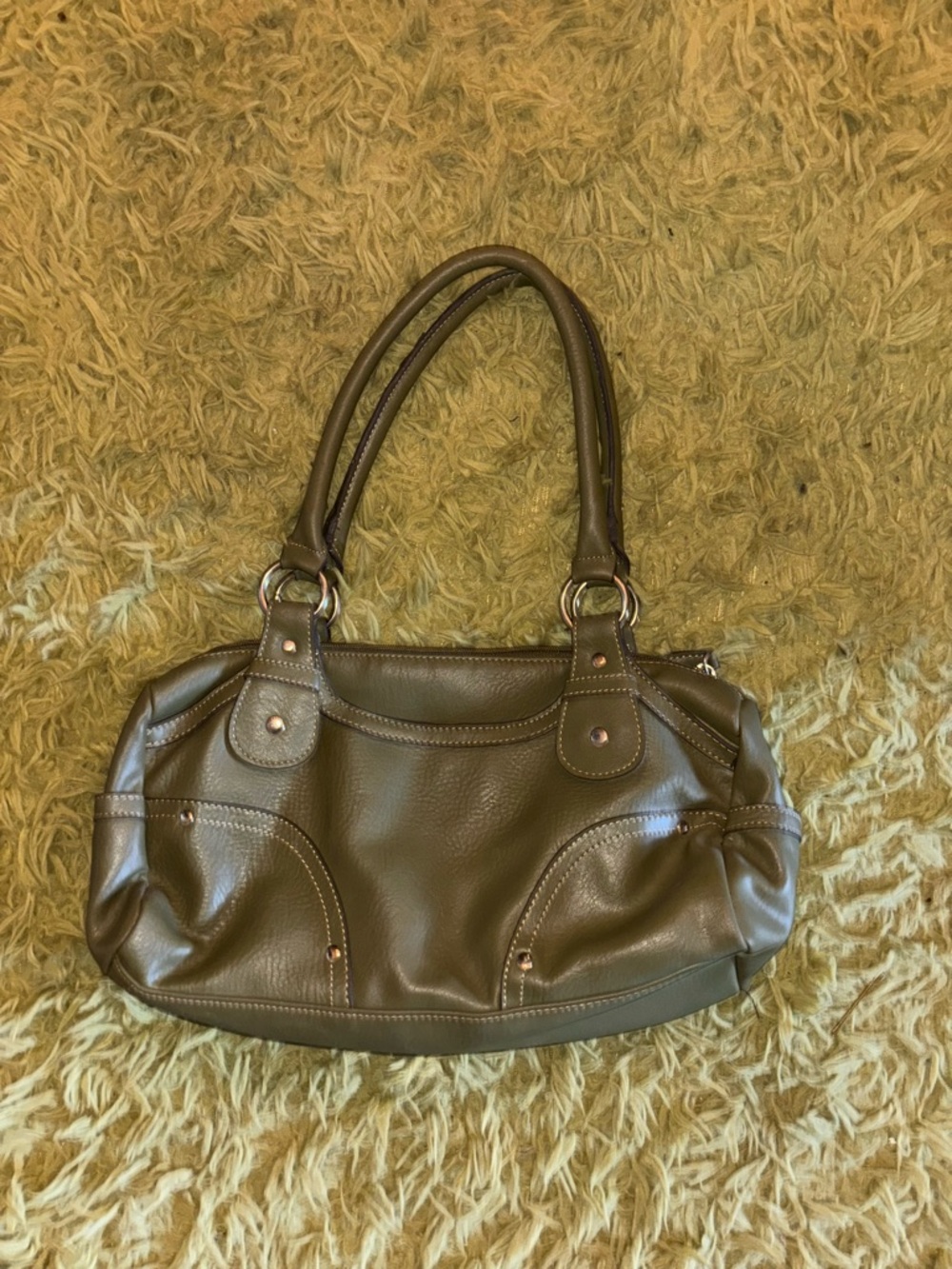 Classic Women's Shoulder Bag in Green
